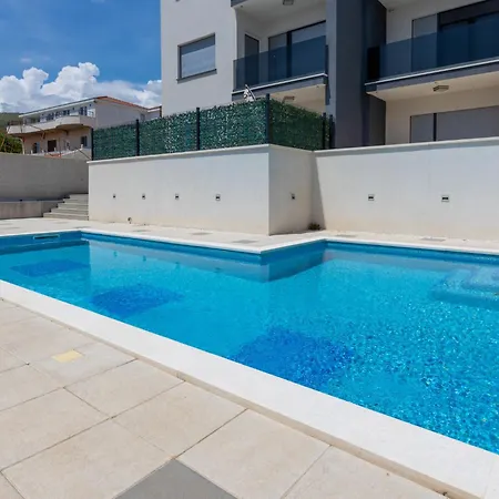 Appartamento Sole By Interhome