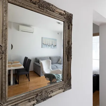 Sole By Interhome Traù