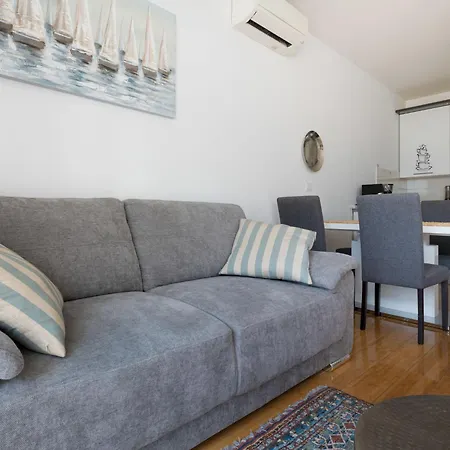 Apartman Sole By Interhome *