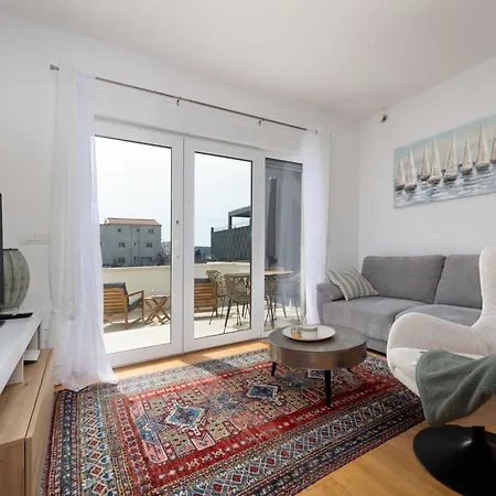 Sole By Interhome *